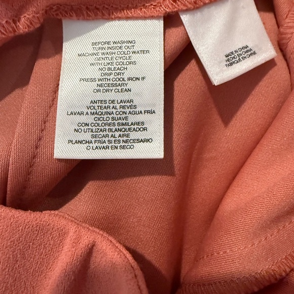 Anne Klein Pink Pull on Dress Pants Size Medium. Gold Button Detail. - Picture 5 of 7